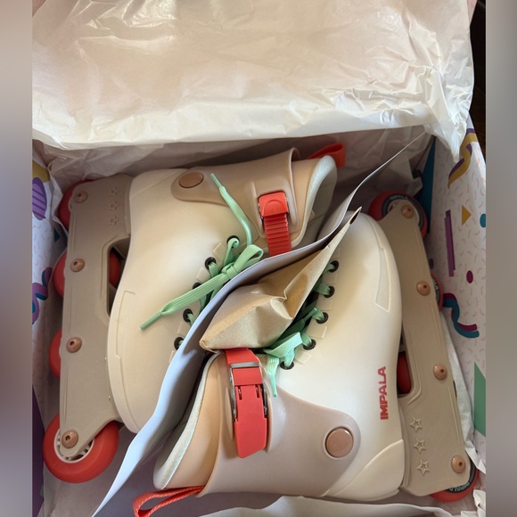 impala roller blades - Picture 2 of 4